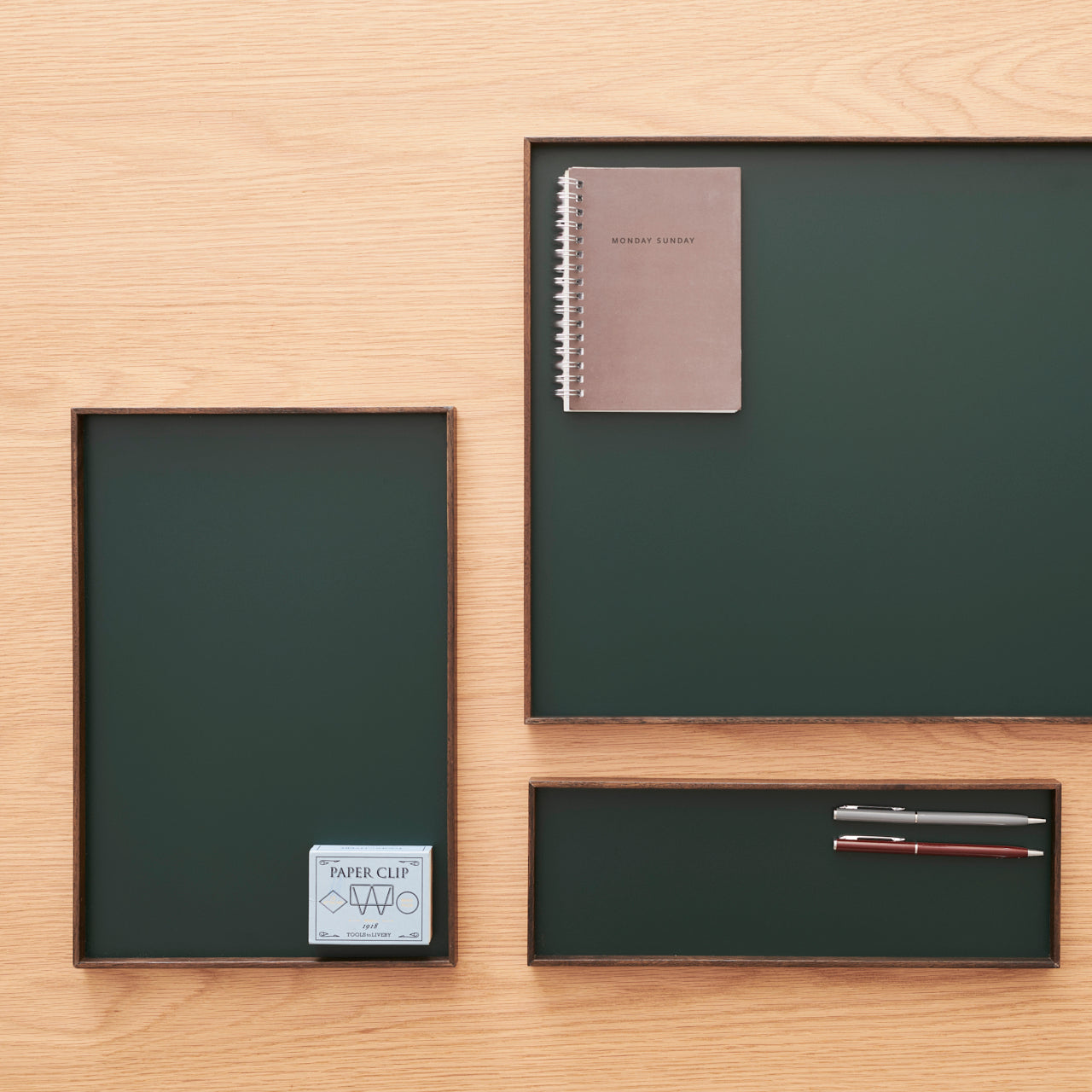 Frame tray small smoked oak/ green