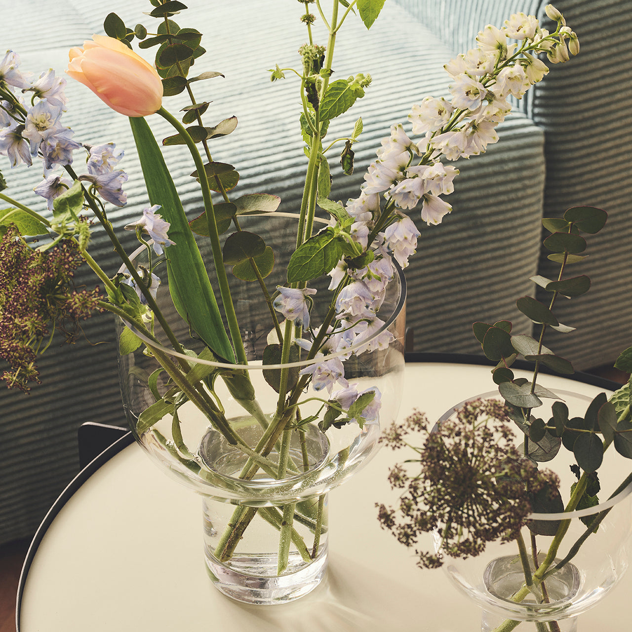 Nebl vase clear medium