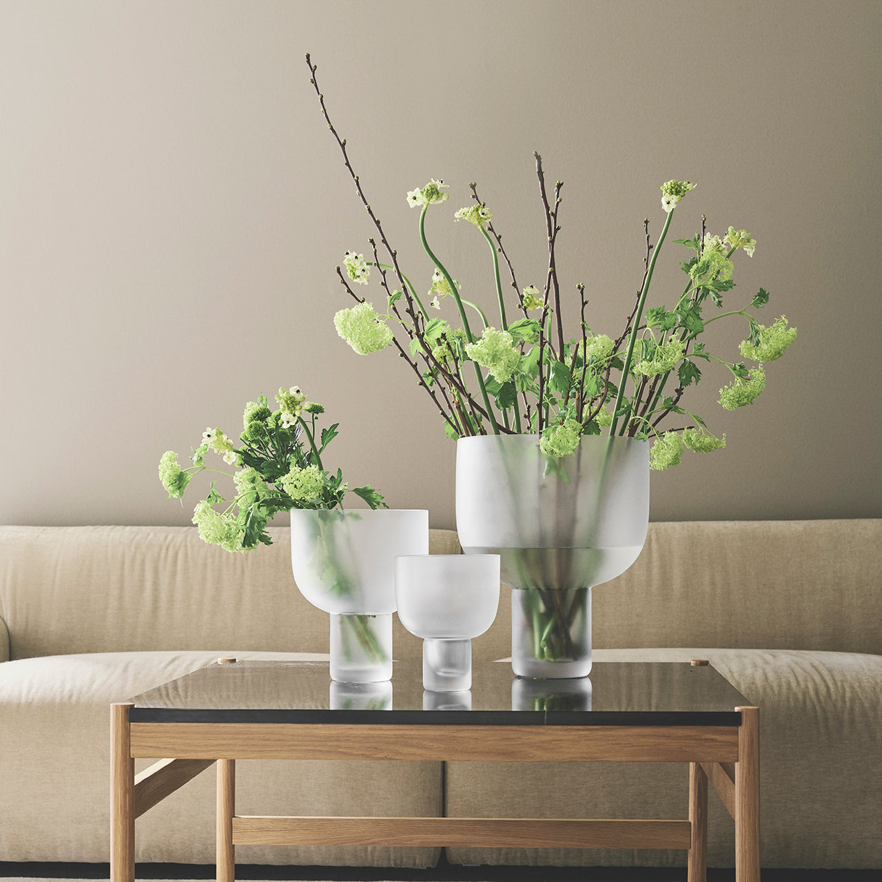 Nebl vase frosted small