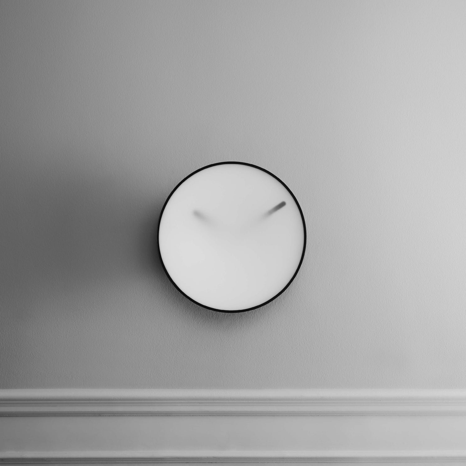 Momentt wall clock - white