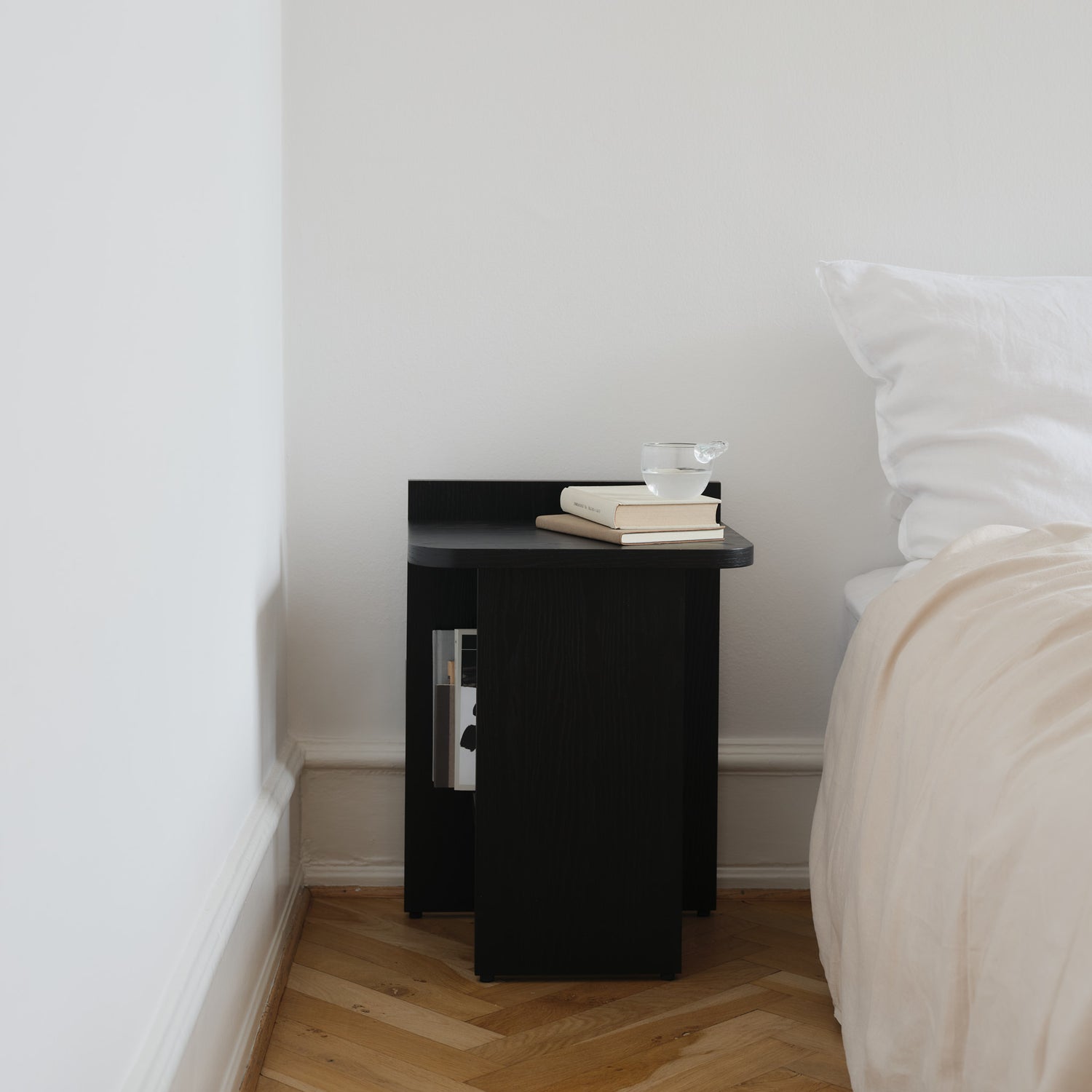 Ismo side table, black ash