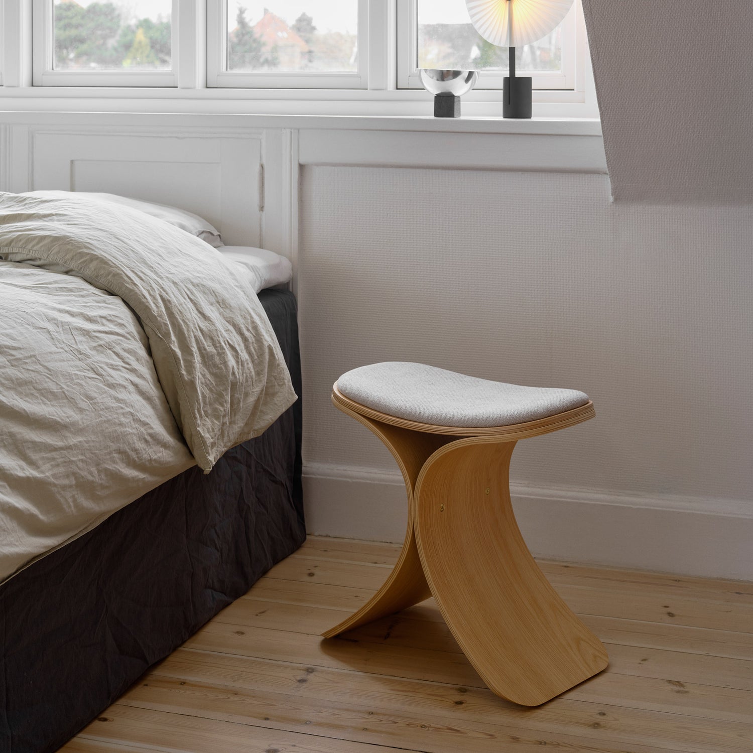 Luno stool oak/ beige textile