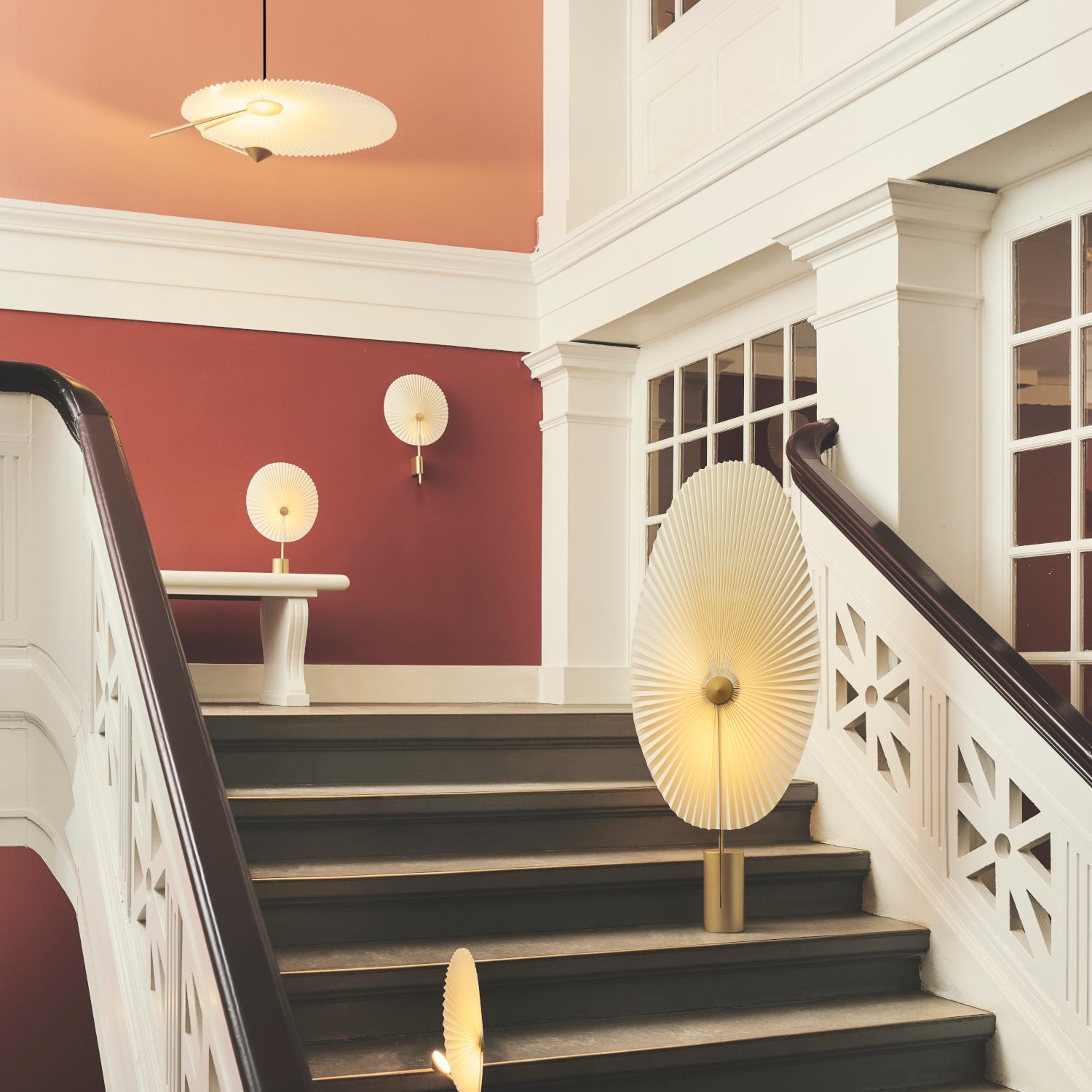 Liris floor lamp brass