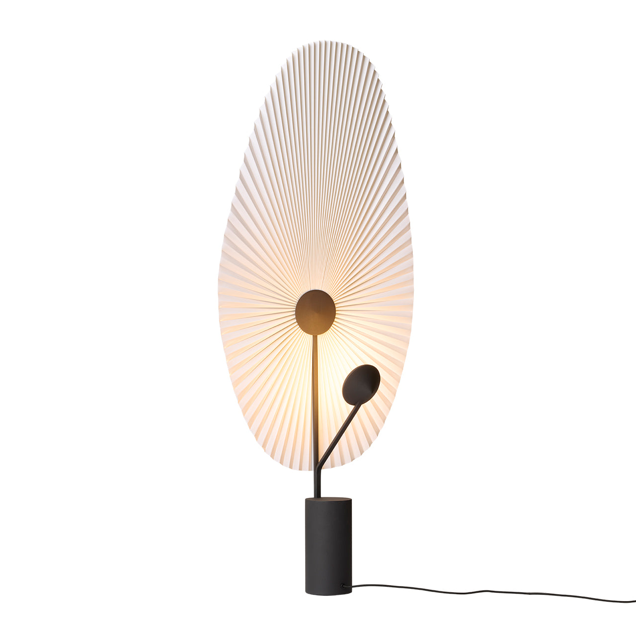 Liris floor lamp black