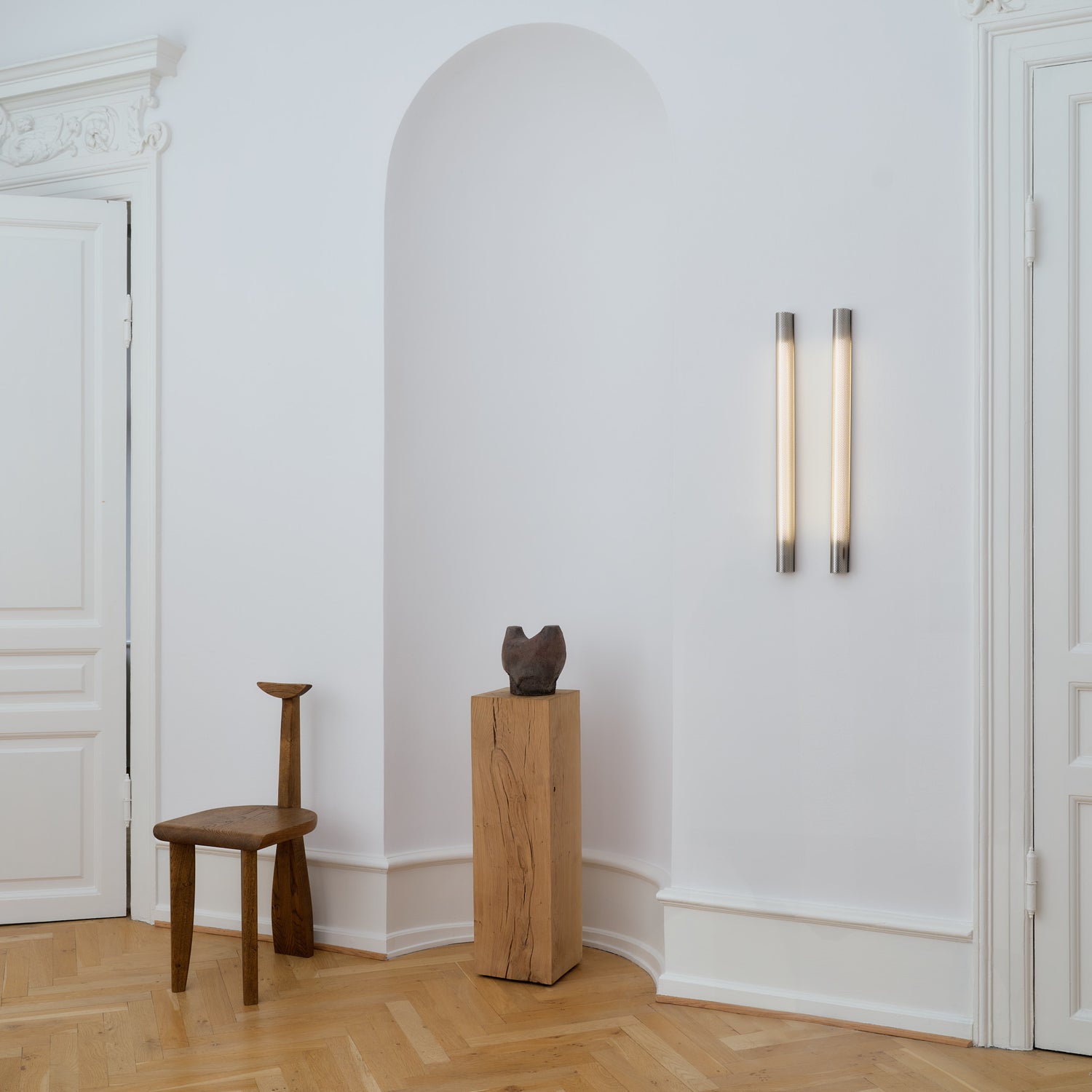 Radent hardwired wall lamp short steel