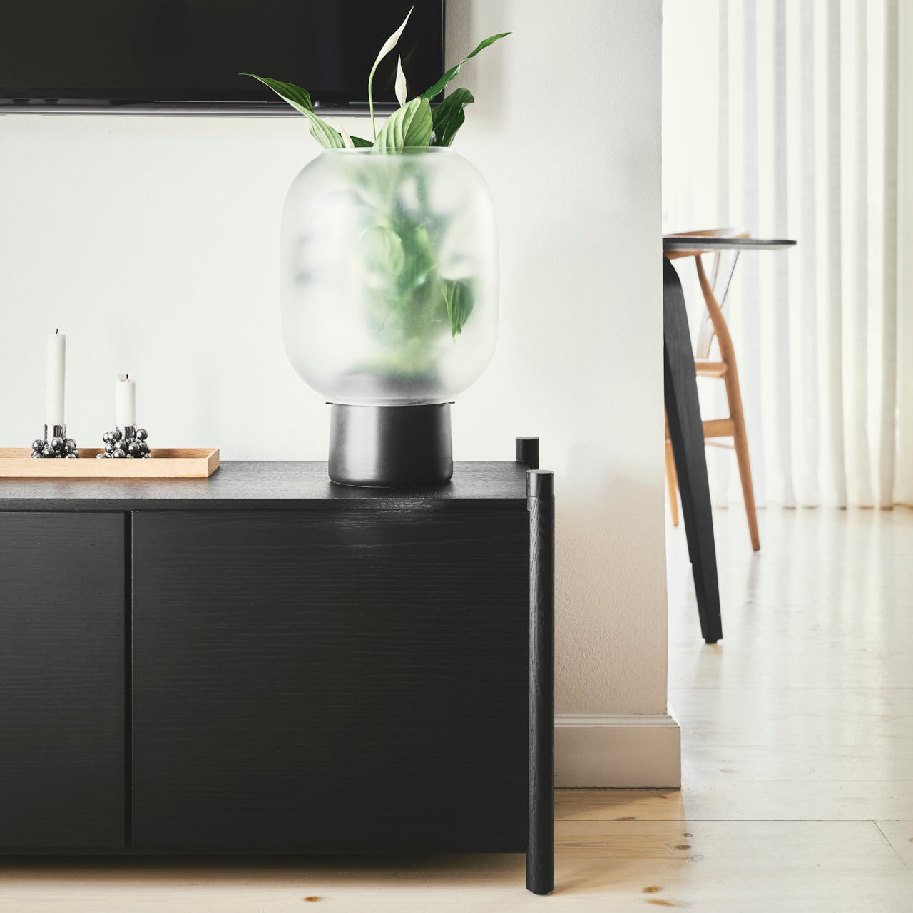 Nebl flowerpot big black