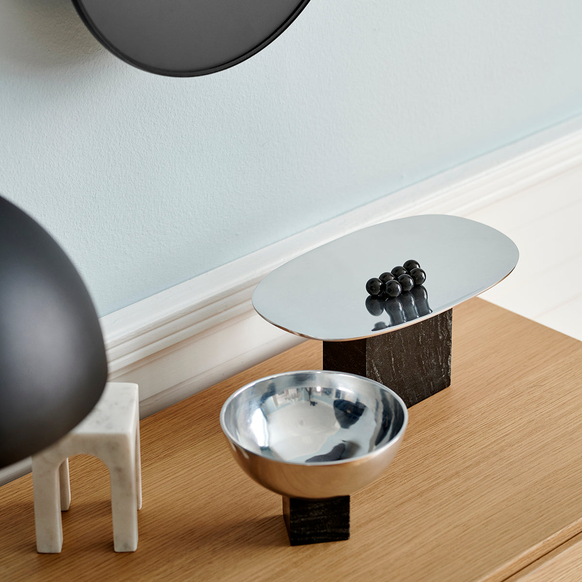 Sapoto tray black