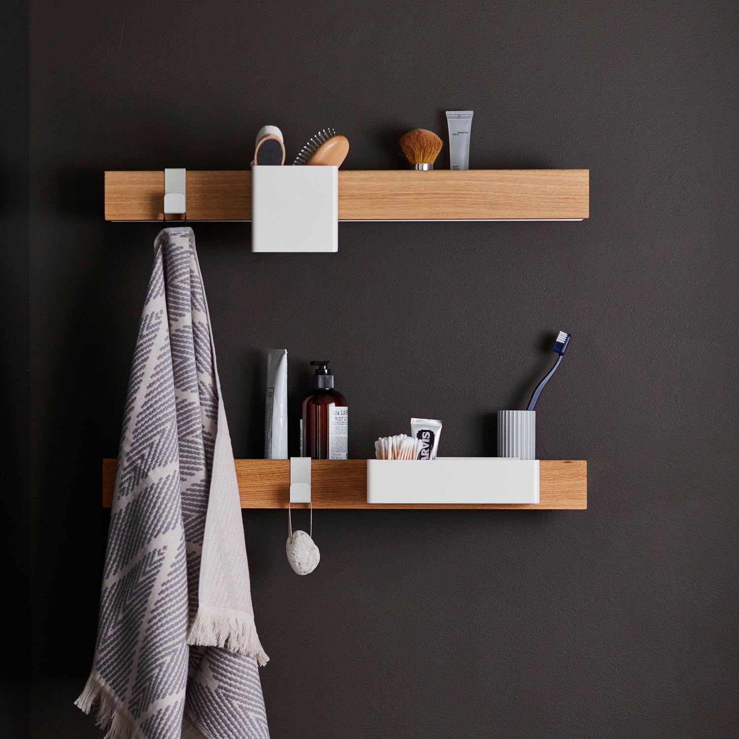 Flex magnetic shelf 60 oak/ white