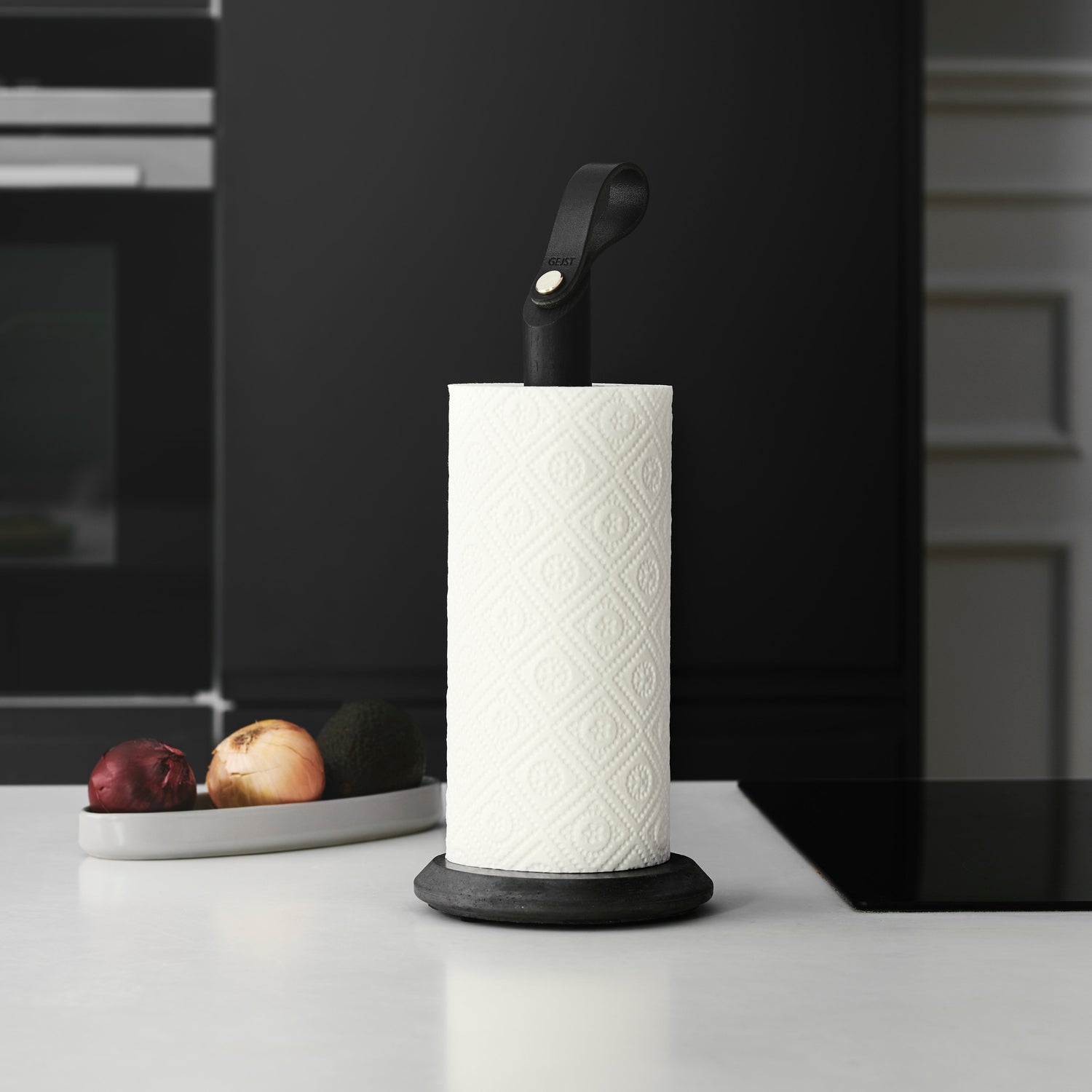 Grab kitchen roll holder black