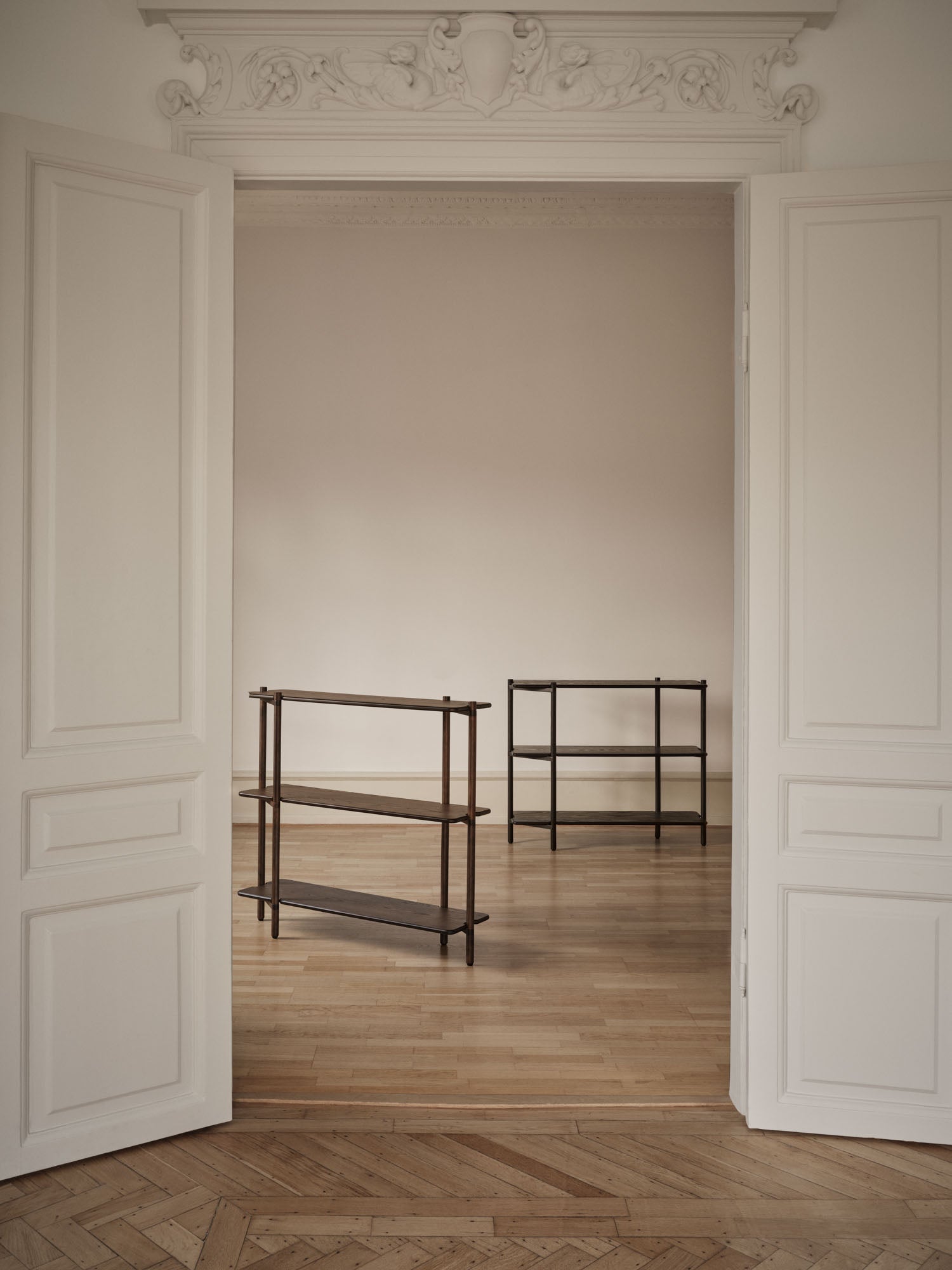 Invi bookcase dark ash