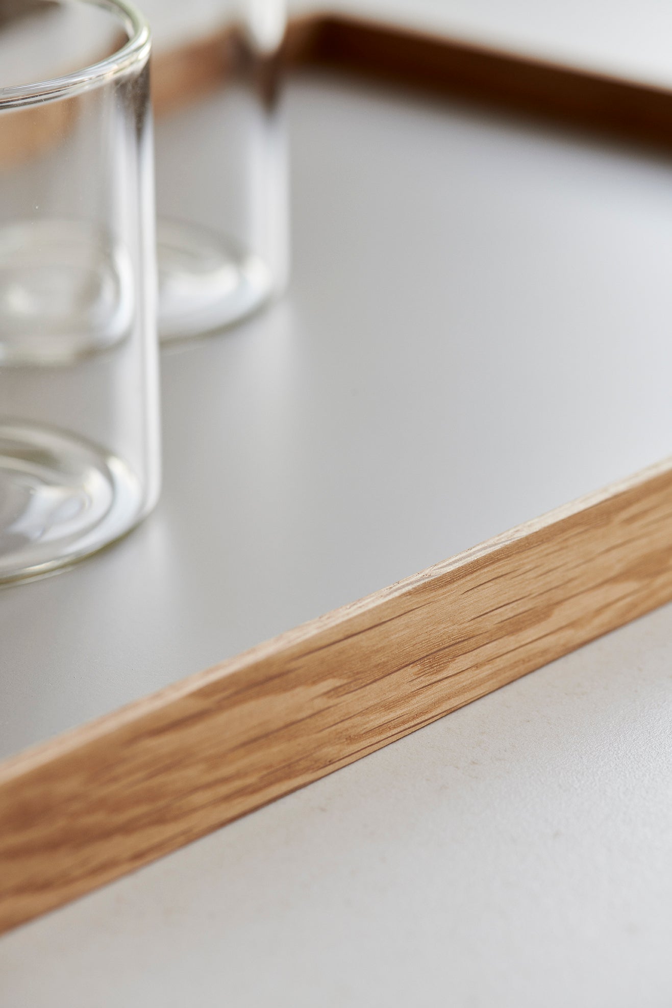 Frame tray medium oak/ grey