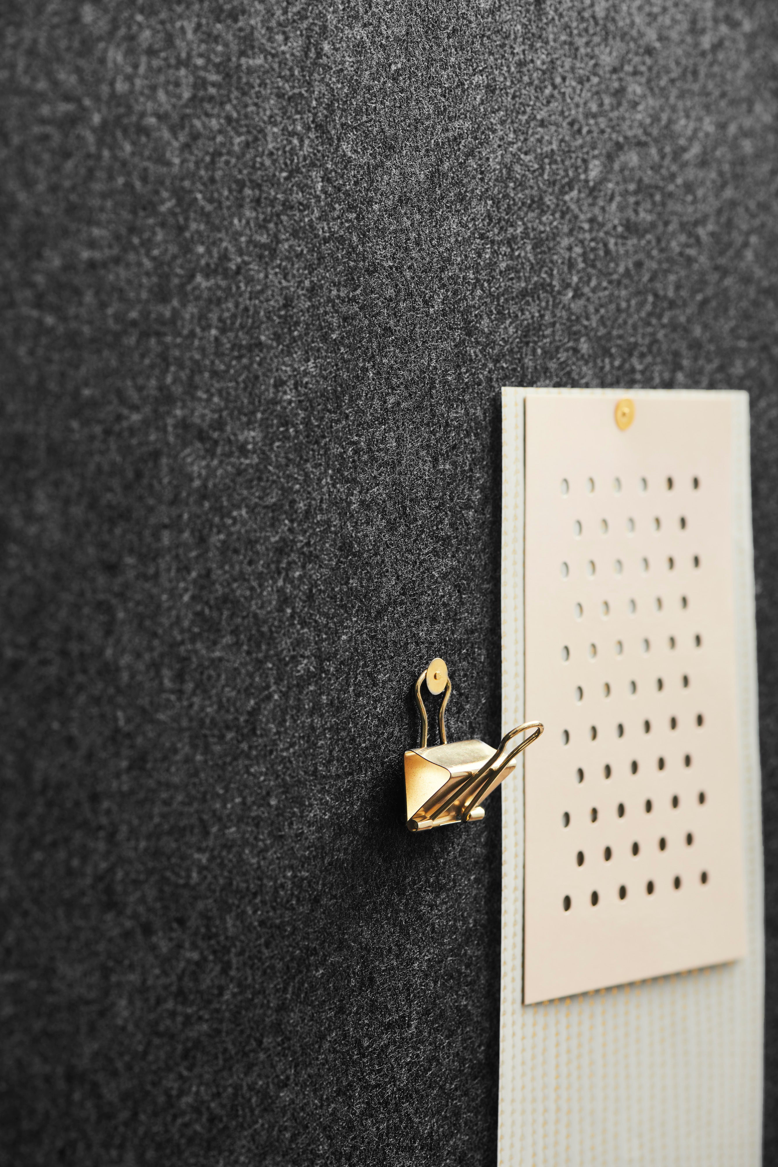 Retell pinboard black/ black