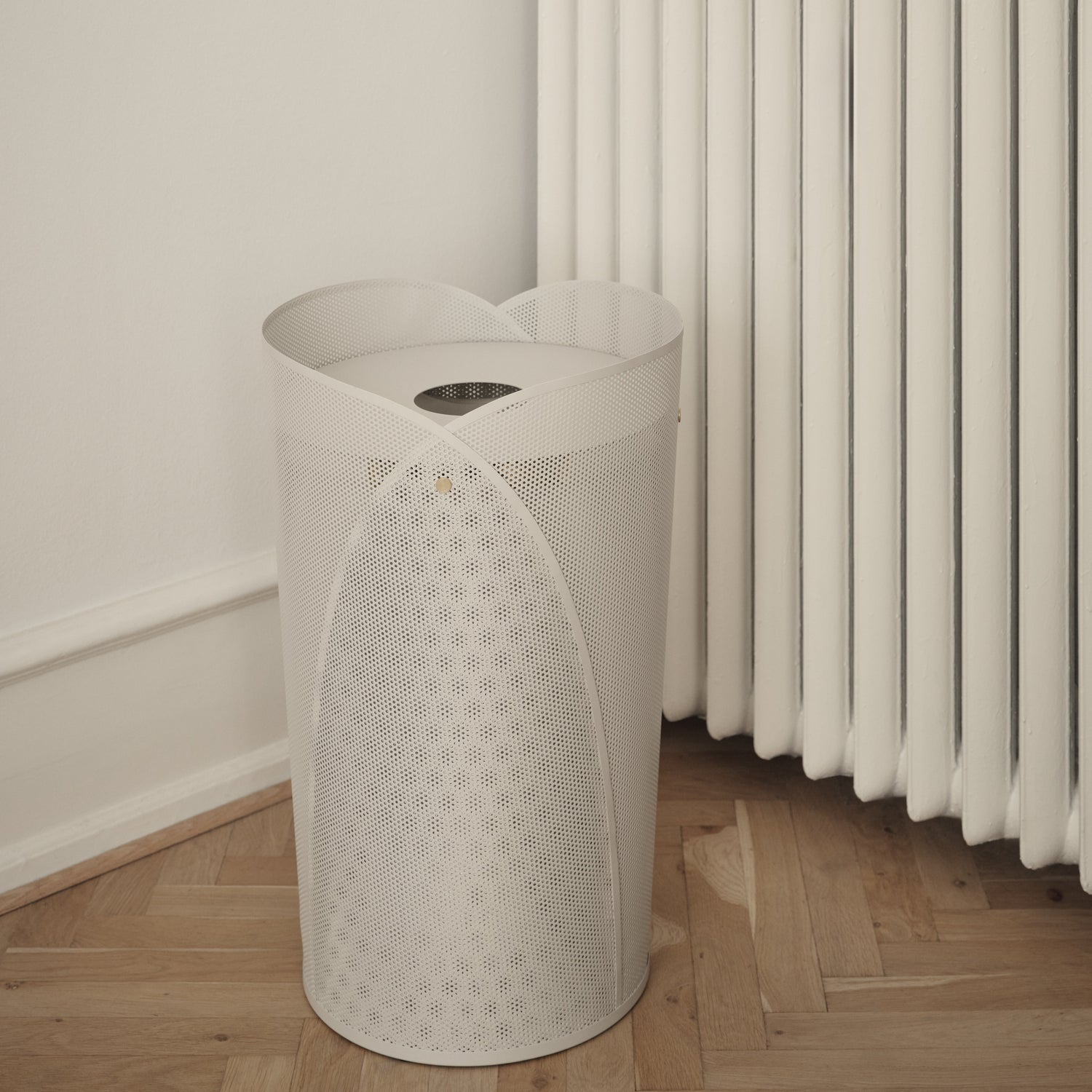 Oya laundry basket warm grey