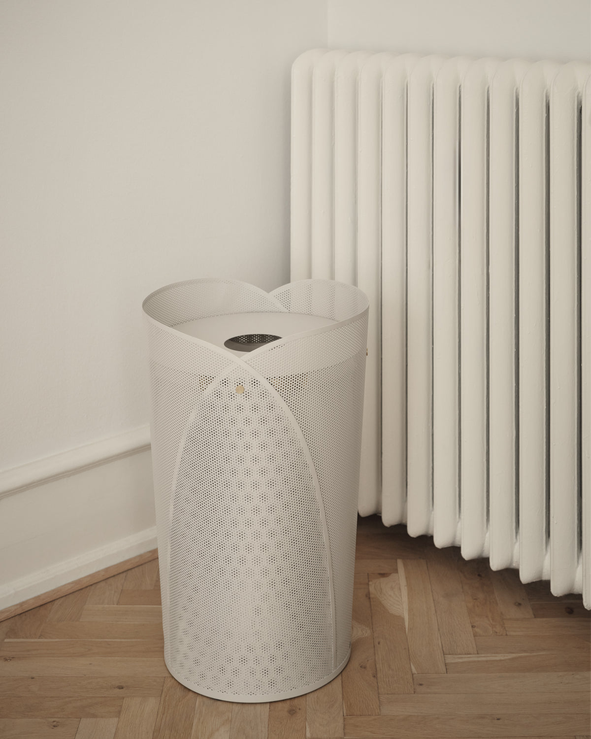 Oya laundry basket warm grey