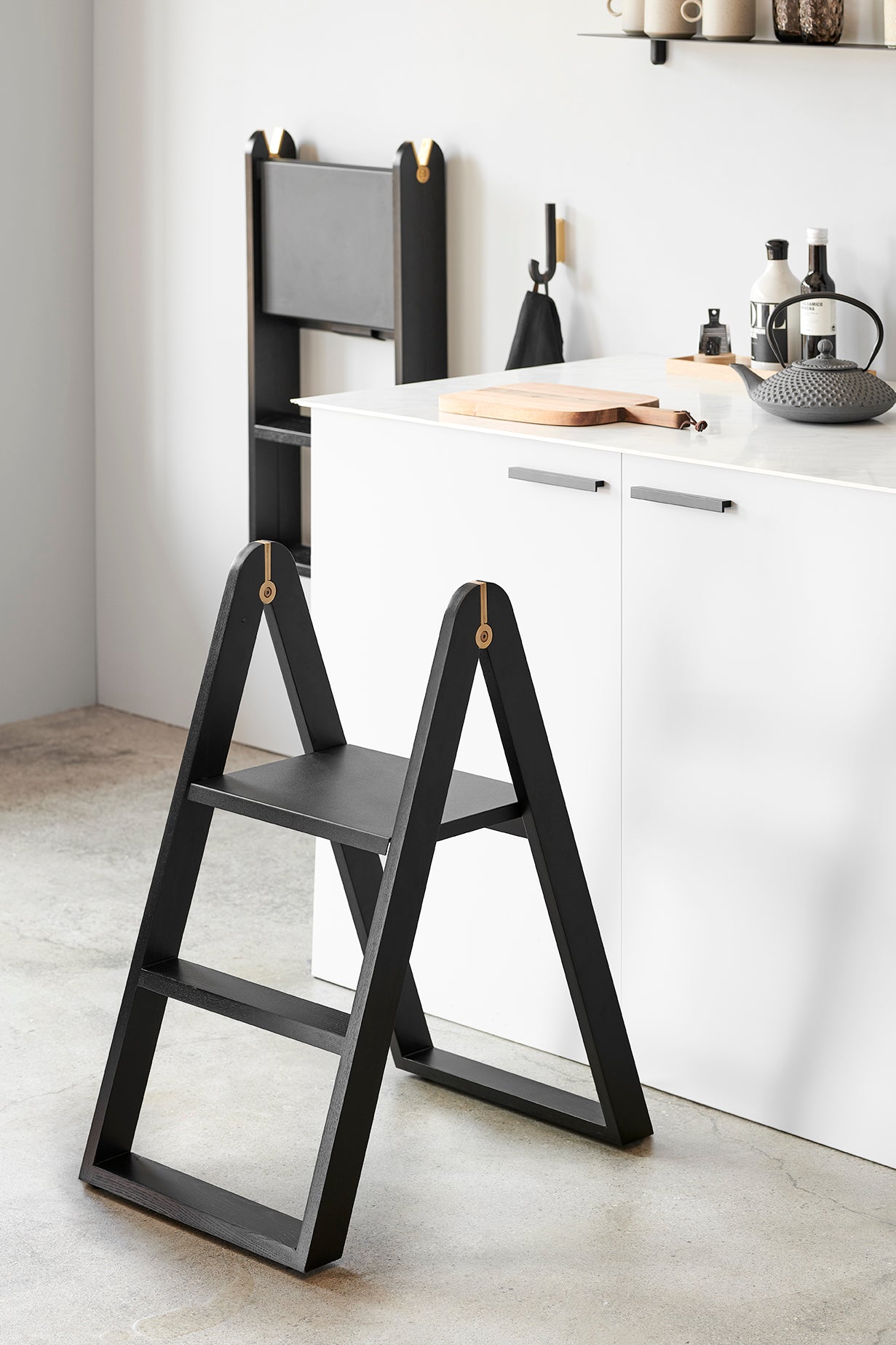 Reech stepladder black