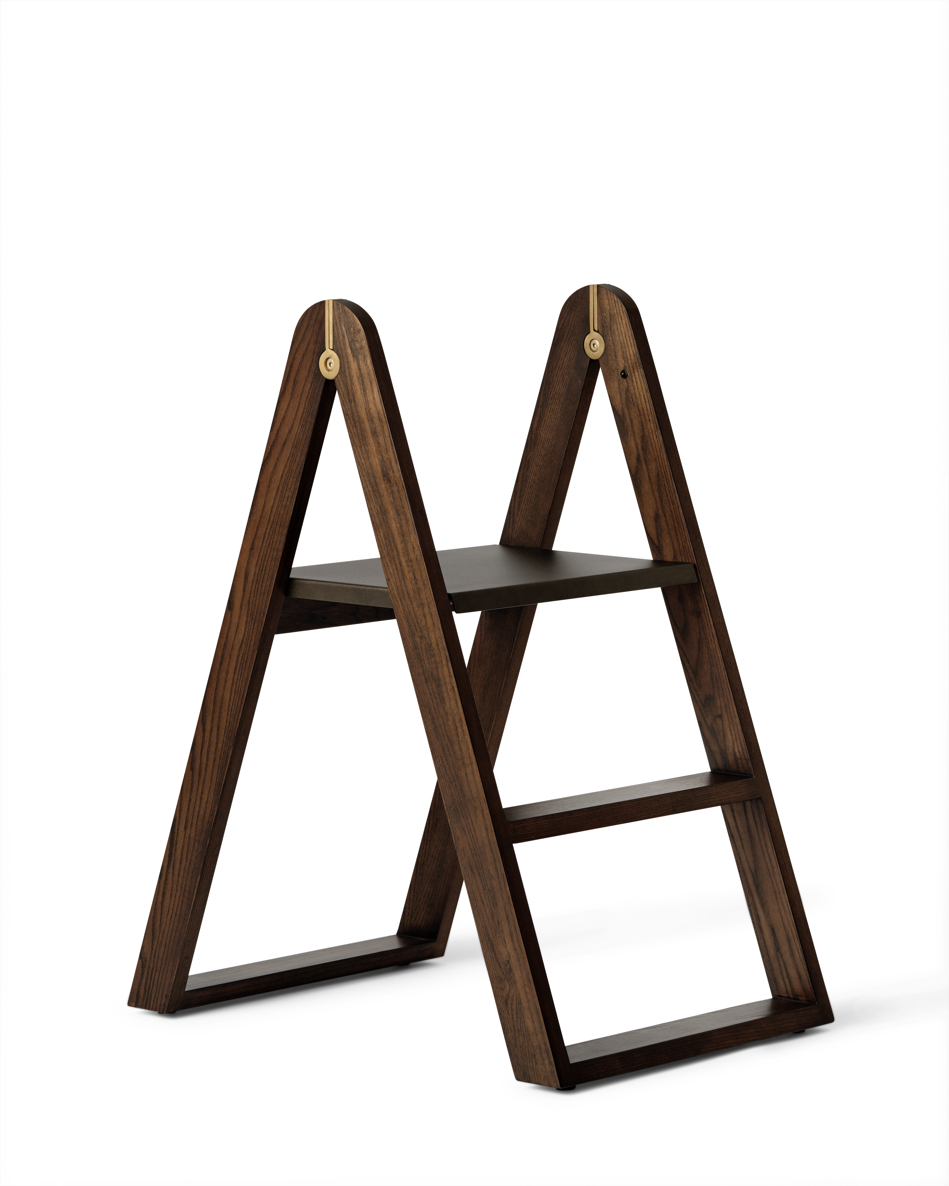 Reech stepladder dark ash