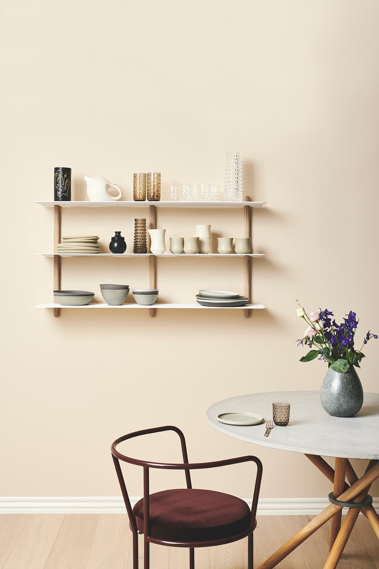 Nivo shelf large D light oak/ white