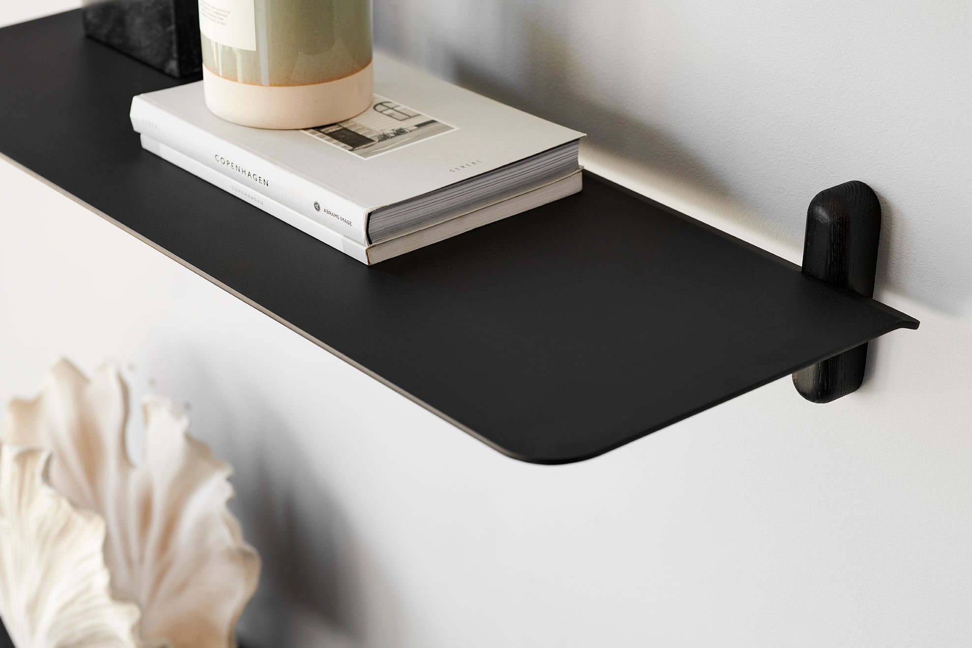Nivo shelf large G black ash/ black