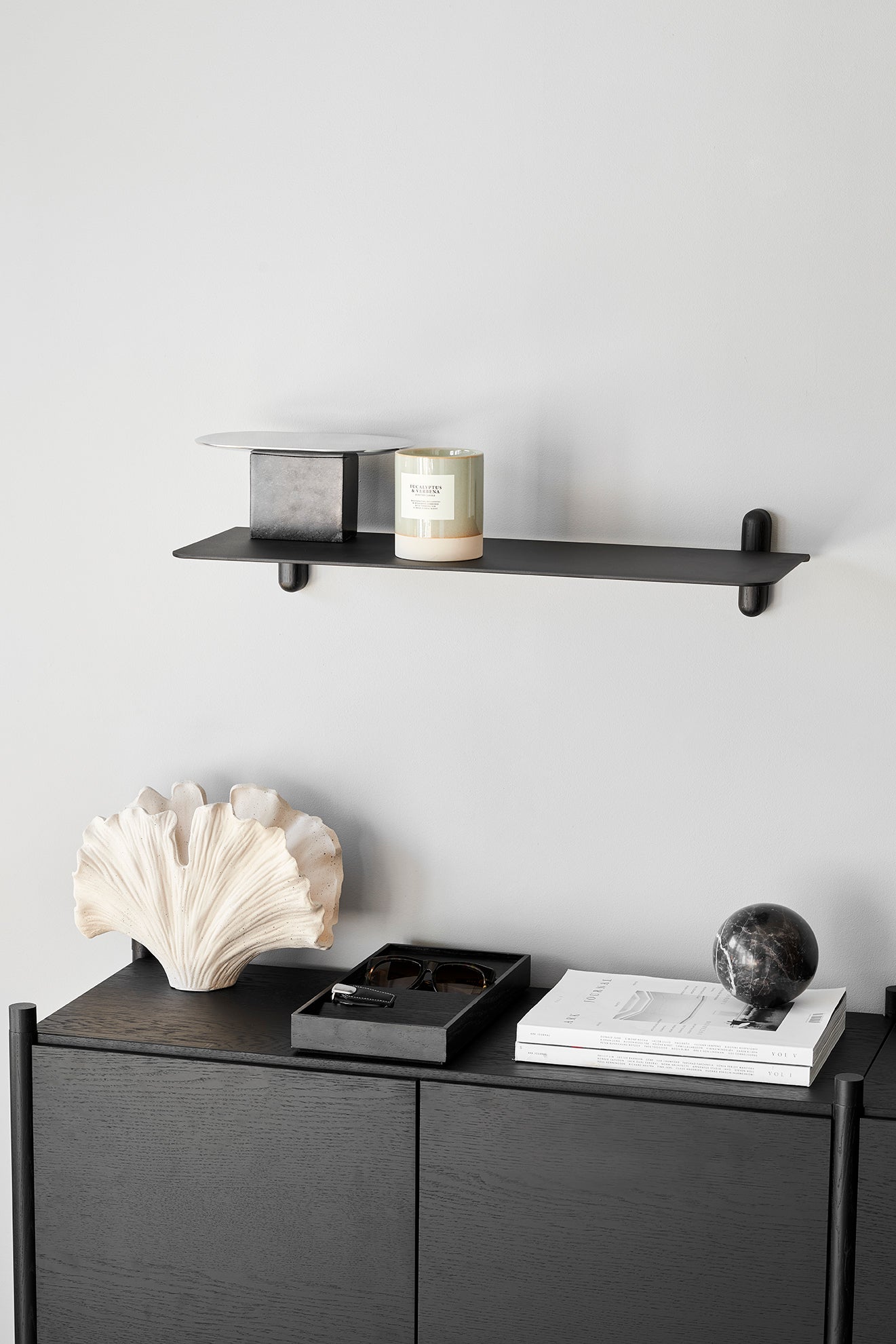 Nivo shelf large G black ash/ black