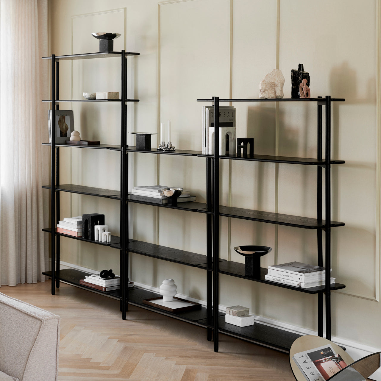 Invi bookcase