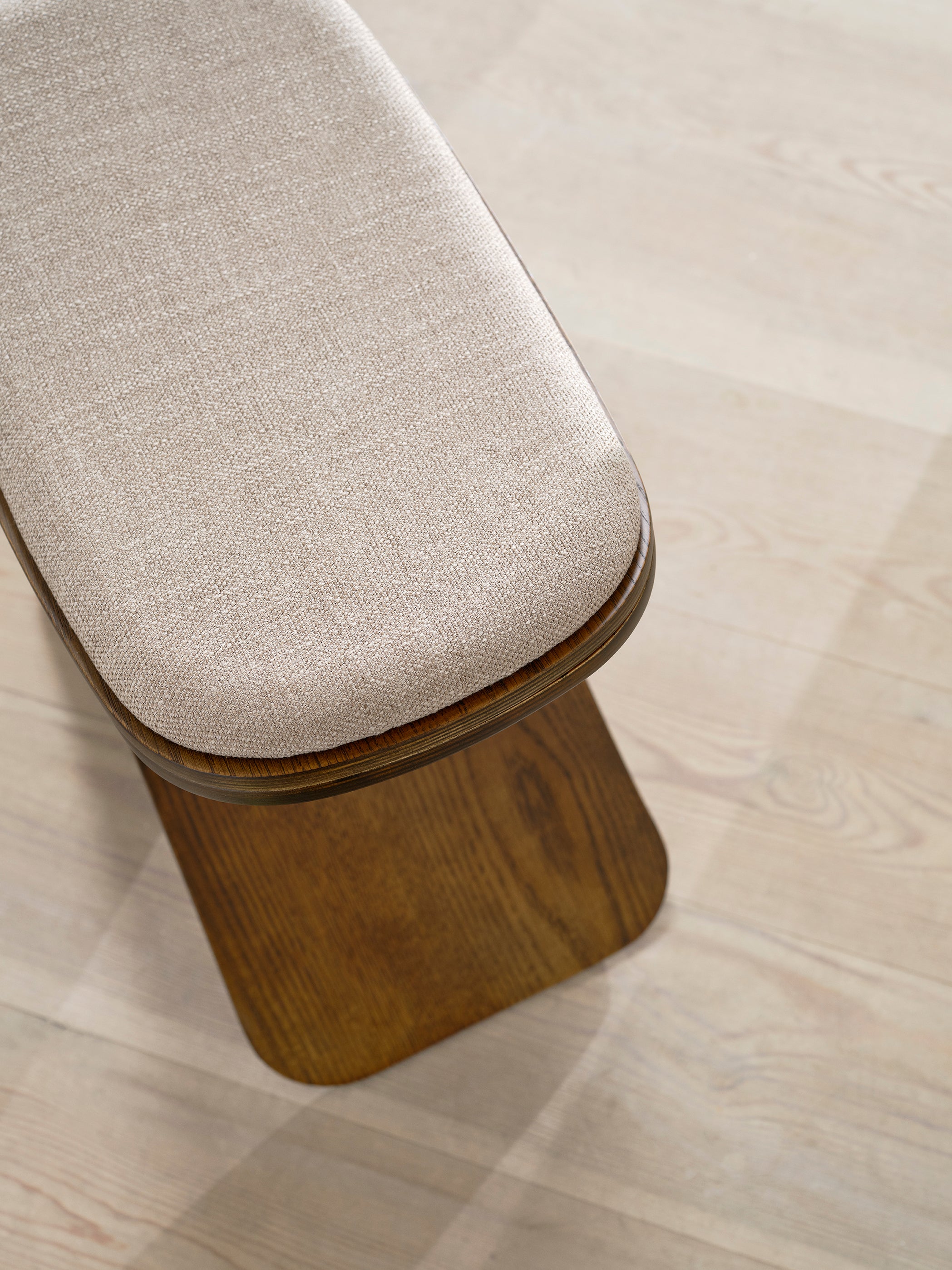 Luno stool dark oak/ dark beige textile