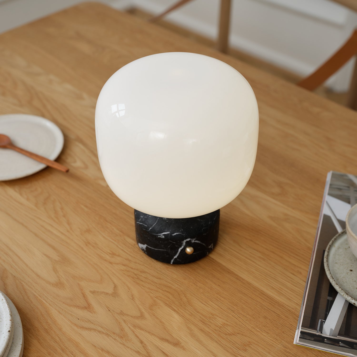 Meemo portable table lamp black marble