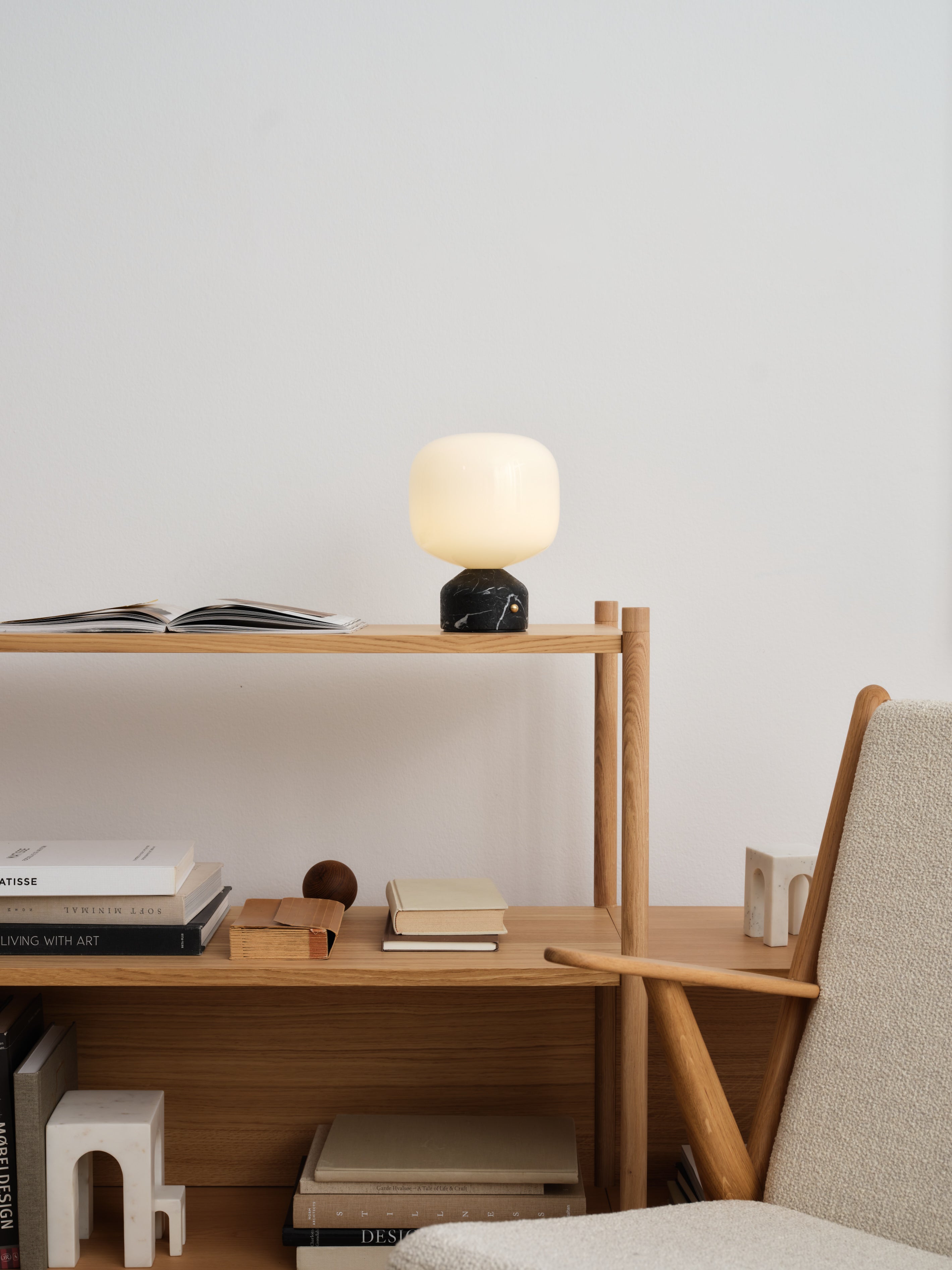 Meemo portable table lamp black marble