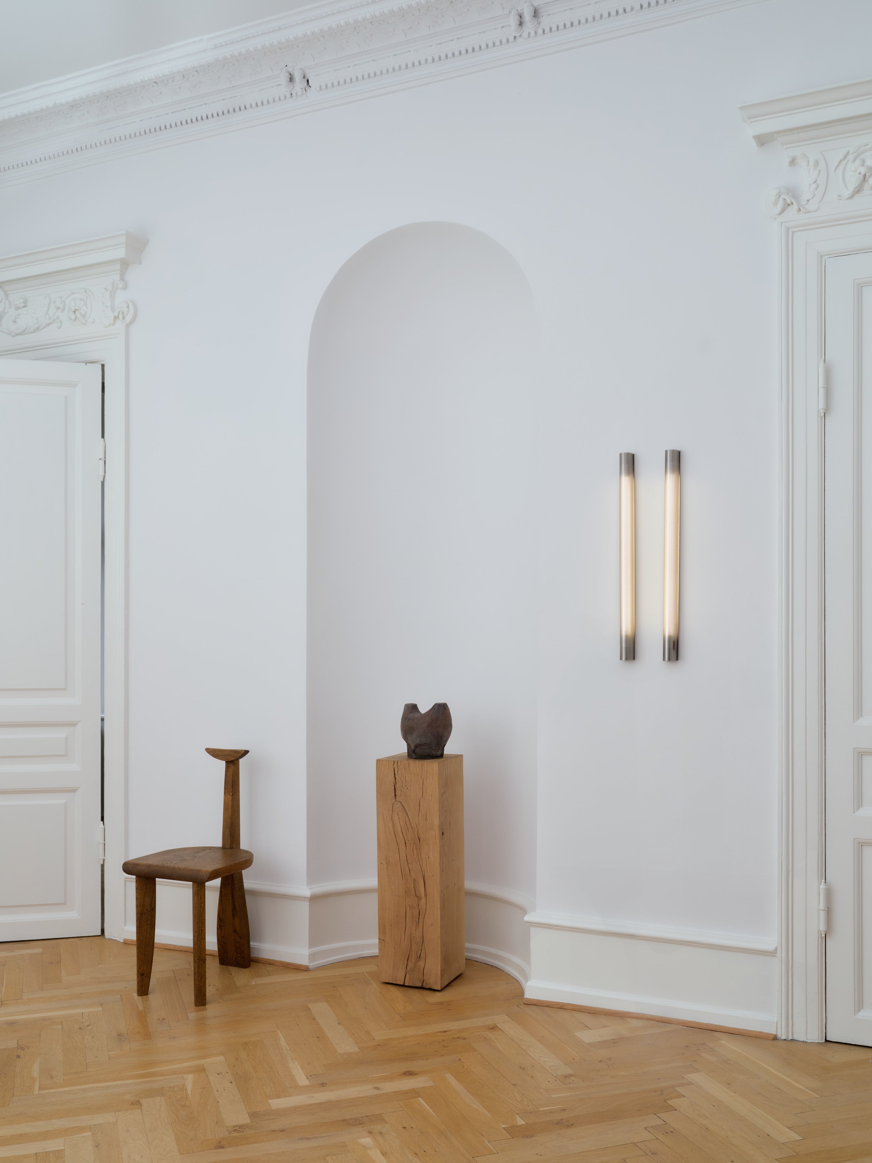 Radent hardwired wall lamp short steel
