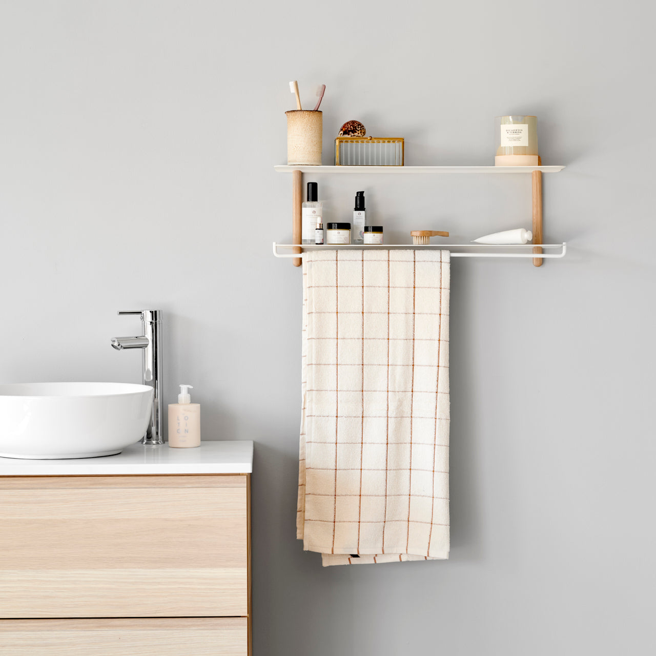 Nivo shelf rail white