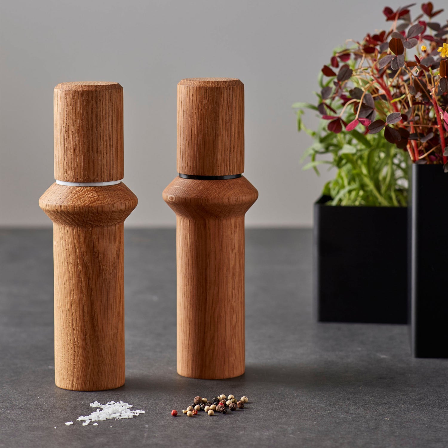 Wooden Salt and Pepper Grinder Set