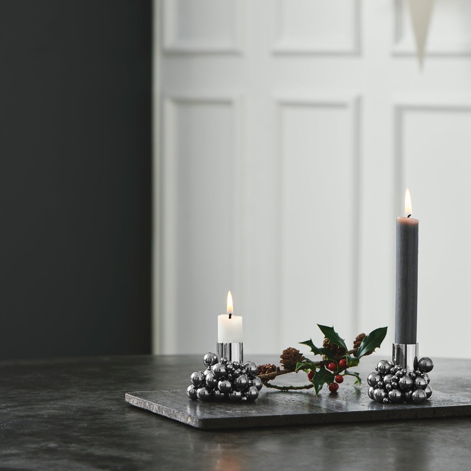 Would you want to try this? The design possibilities are endless with , floating christmas candle
