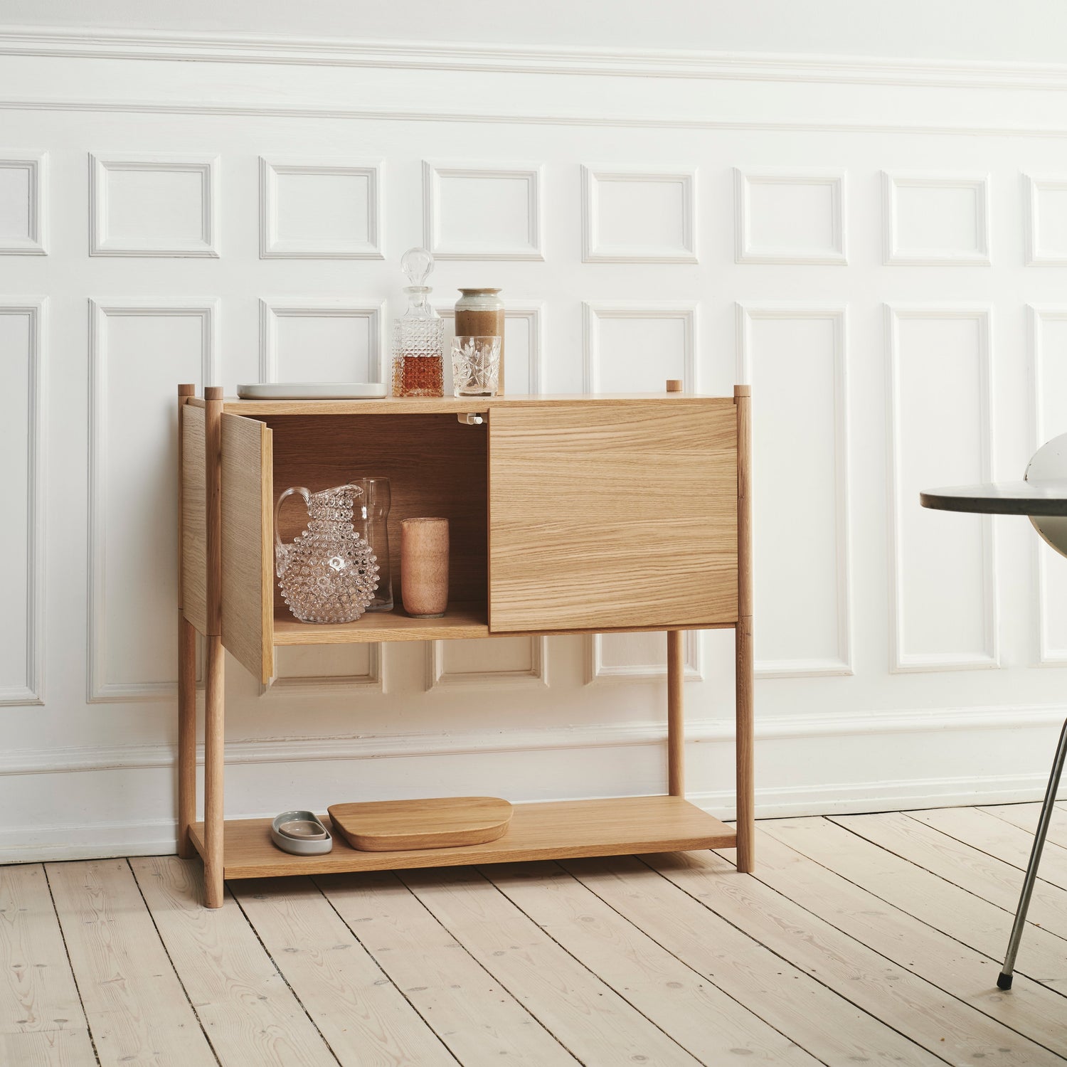 Sceene bookcase C light oak