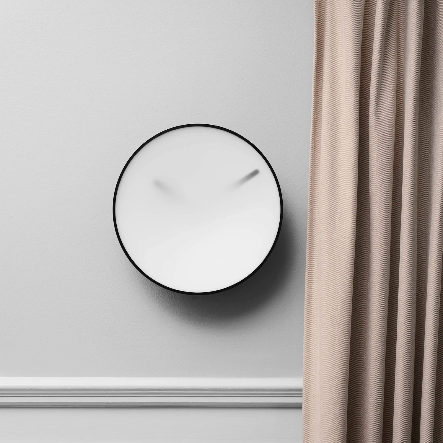 Momentt wall clock - white