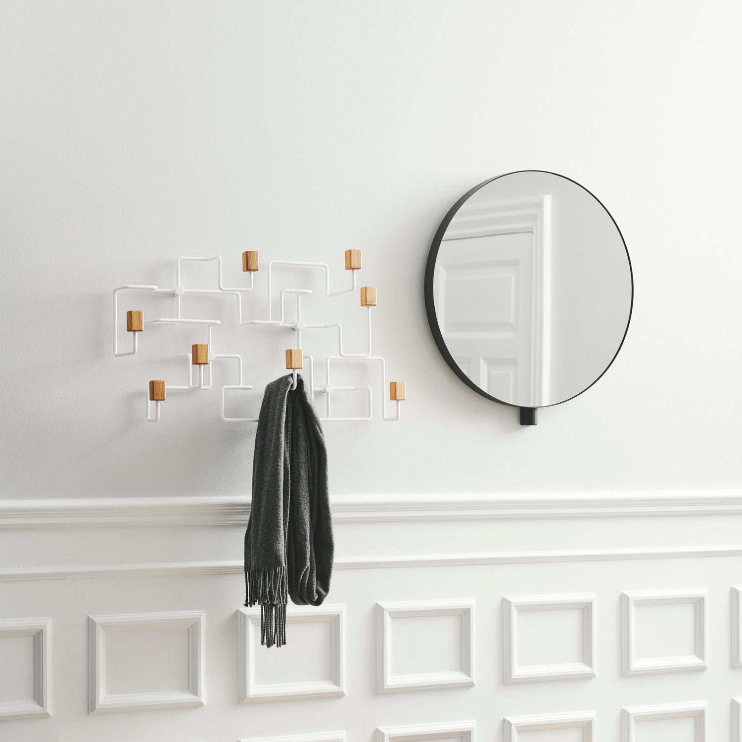 Underground coat rack white/ oak – Gejst Design